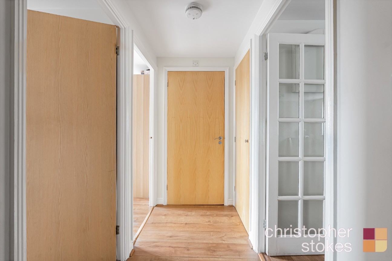 Plomer Avenue, Hoddesdon, Hertfordshire, EN11 9FR