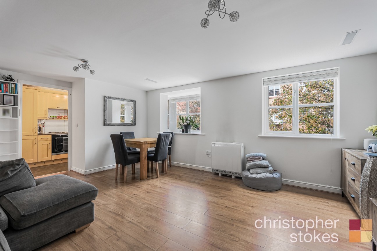 Plomer Avenue, Hoddesdon, Hertfordshire, EN11 9FR