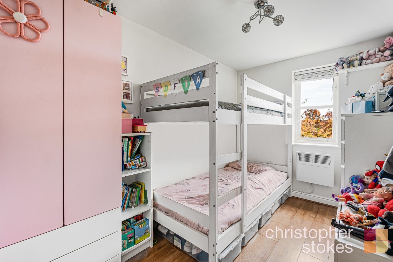 Plomer Avenue, Hoddesdon, Hertfordshire, EN11 9FR