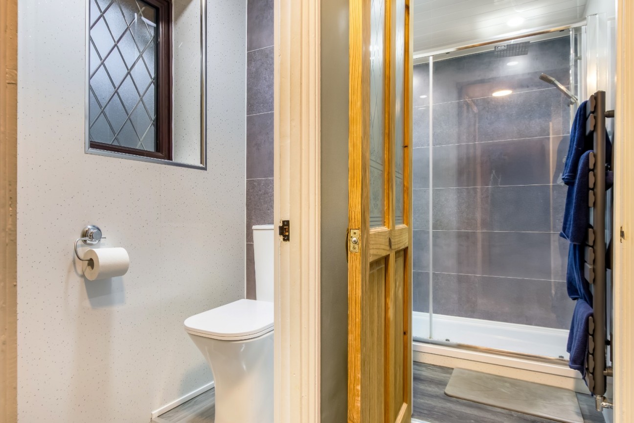 Cadmore Lane, Waltham Cross, EN8 9SA