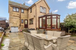 Cadmore Lane, Waltham Cross, EN8 9SA