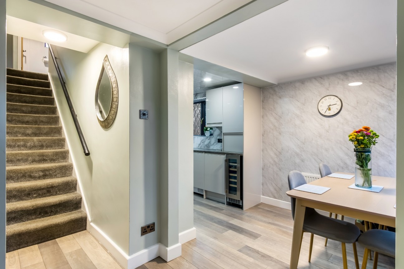 Cadmore Lane, Waltham Cross, EN8 9SA