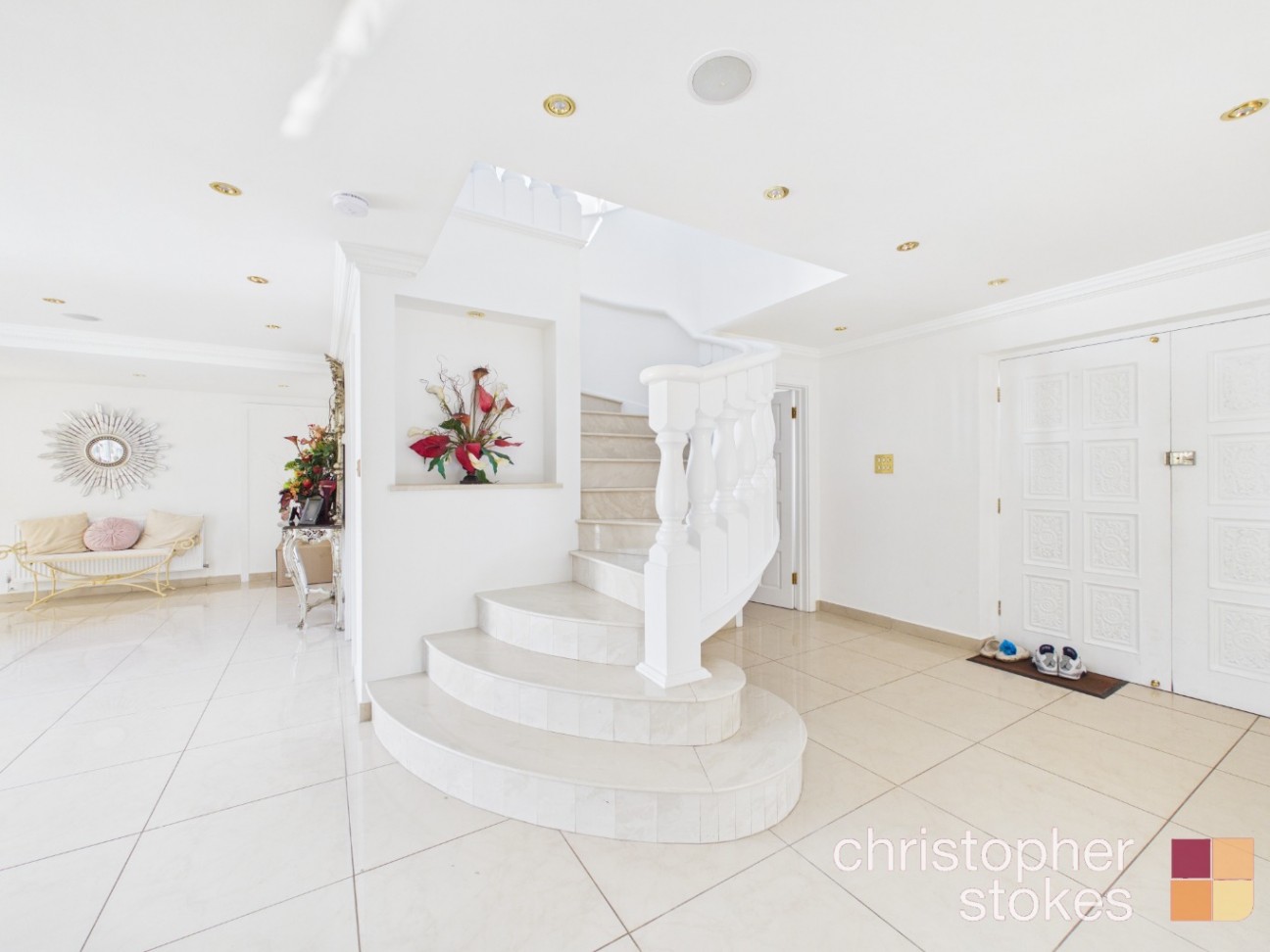 Bulls Cross Ride,Cheshunt, Hertfordshire, EN7 5HS