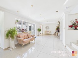 Bulls Cross Ride,Cheshunt, Hertfordshire, EN7 5HS