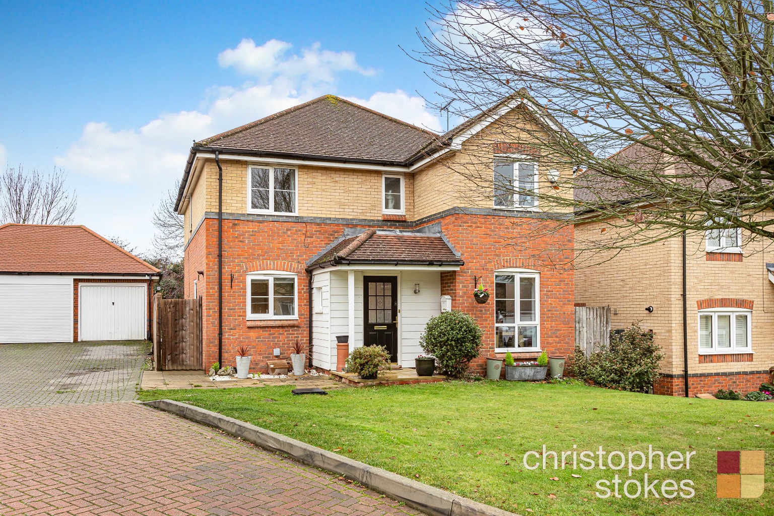Ellis Close, Hoddesdon, Hertfordshire, EN11 9FE