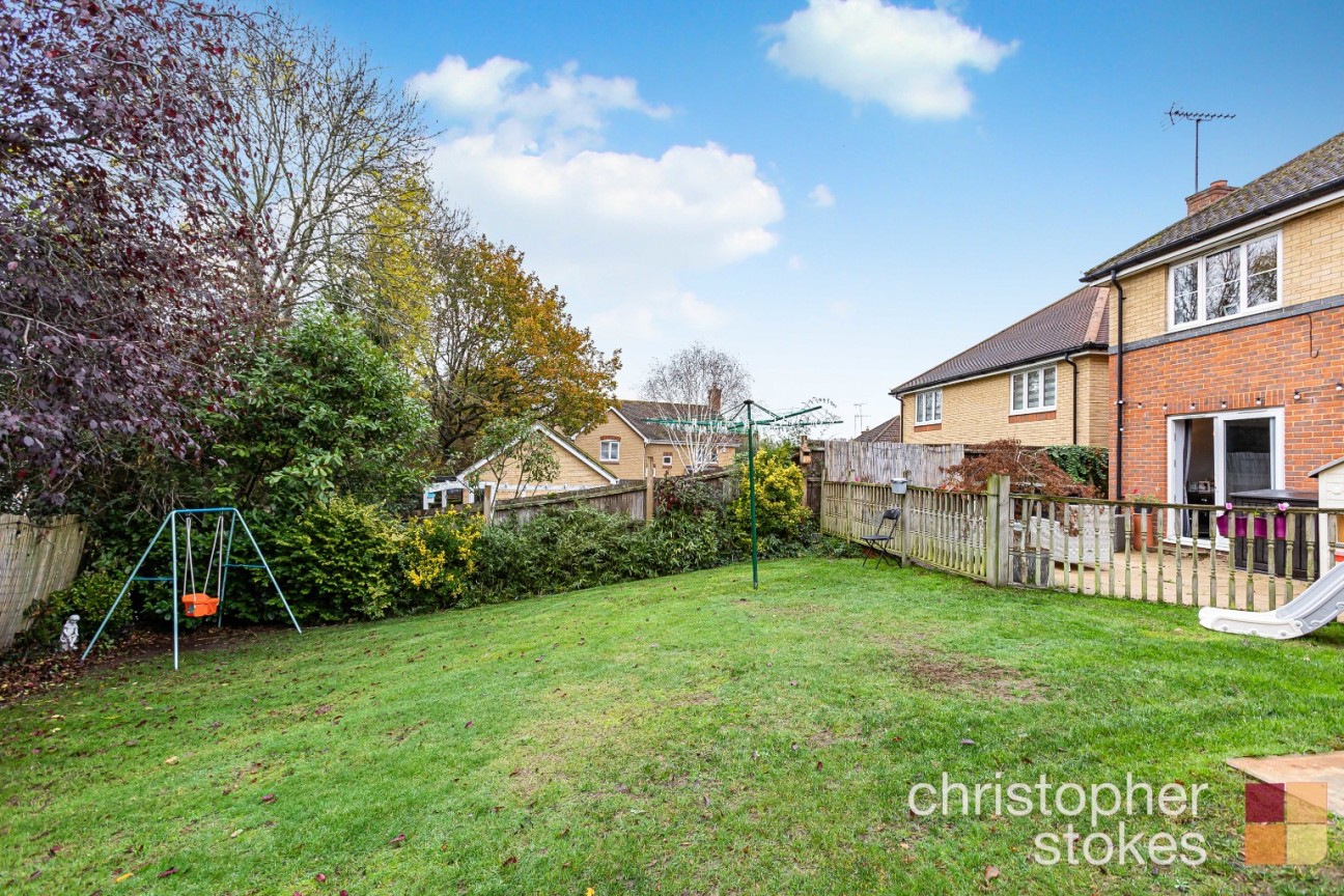 Ellis Close, Hoddesdon, Hertfordshire, EN11 9FE