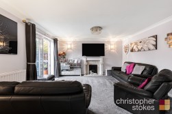 Ellis Close, Hoddesdon, Hertfordshire, EN11 9FE