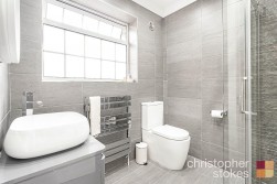 Edinburgh Crescent, Waltham Cross, Hertfordshire, EN8 7QX