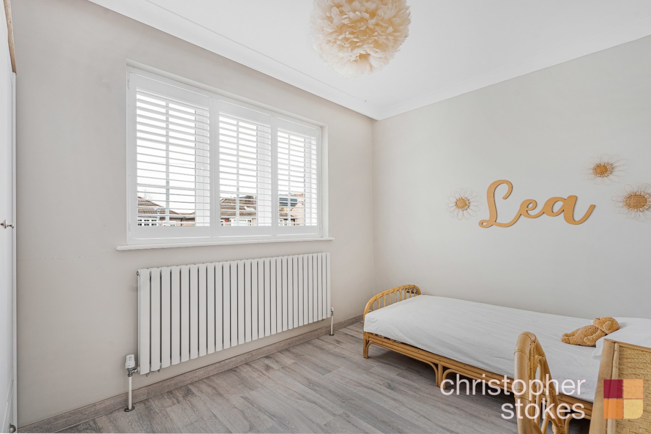 Edinburgh Crescent, Waltham Cross, Hertfordshire, EN8 7QX