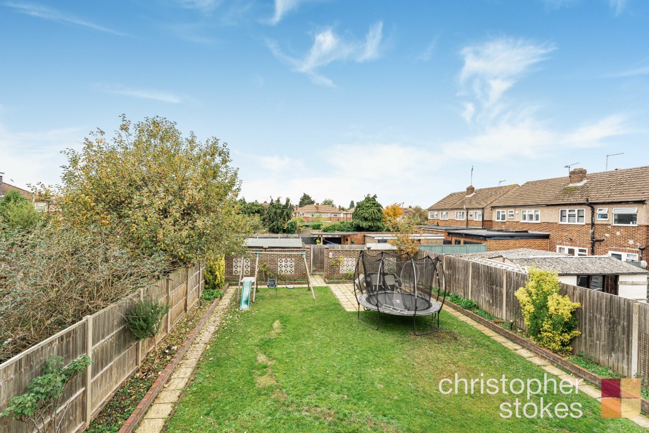 Edinburgh Crescent, Waltham Cross, Hertfordshire, EN8 7QX