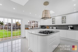 Edinburgh Crescent, Waltham Cross, Hertfordshire, EN8 7QX