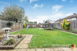 Edinburgh Crescent, Waltham Cross, Hertfordshire, EN8 7QX