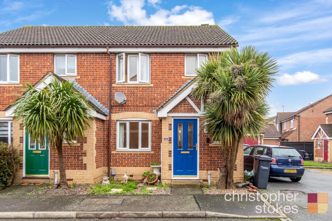 Pettys Close, Cheshunt, Hertfordshire, EN8 0EW