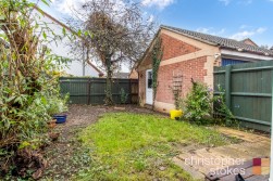 Pettys Close, Cheshunt, Hertfordshire, EN8 0EW