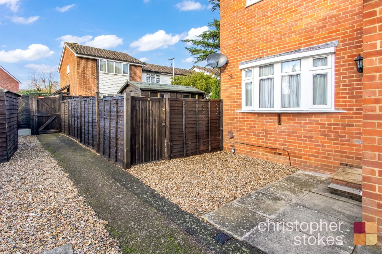 Rochford Close, Broxbourne, Hertfordshire, EN10 6DL