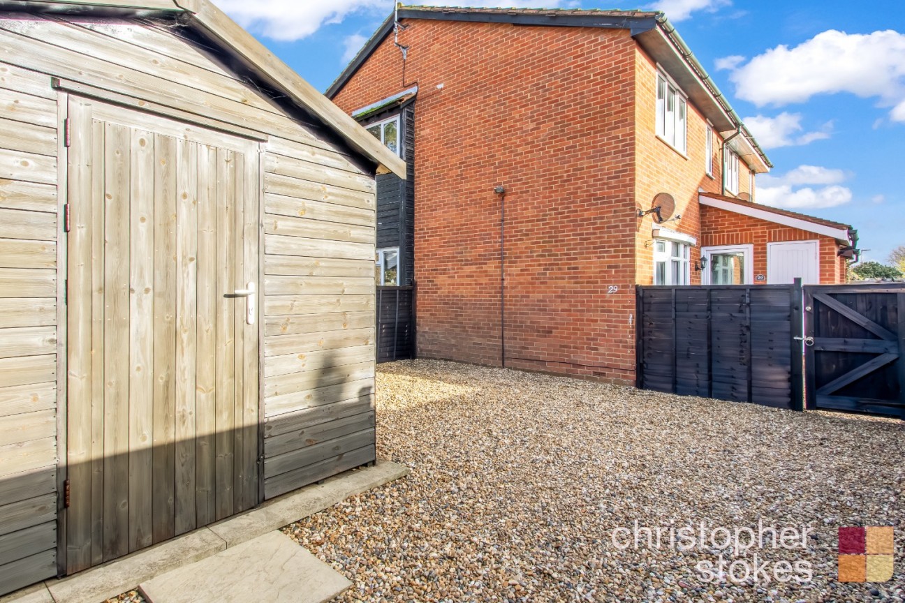 Rochford Close, Broxbourne, Hertfordshire, EN10 6DL
