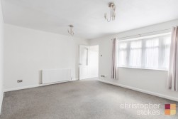 Rochford Close, Broxbourne, Hertfordshire, EN10 6DL