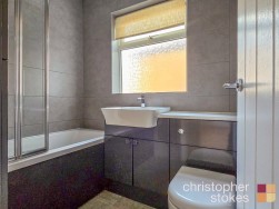 The Chase, Goffs Oak, Waltham Cross, Hertfordshire, EN7 5PB