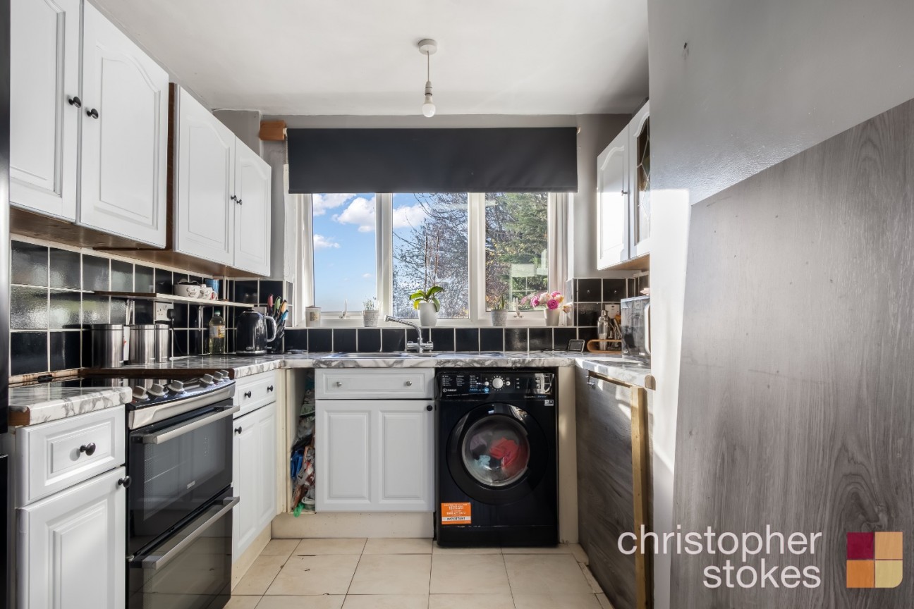 Leighton Court, Turners Hill, Cheshunt, Hertfordshire, EN8 9DQ