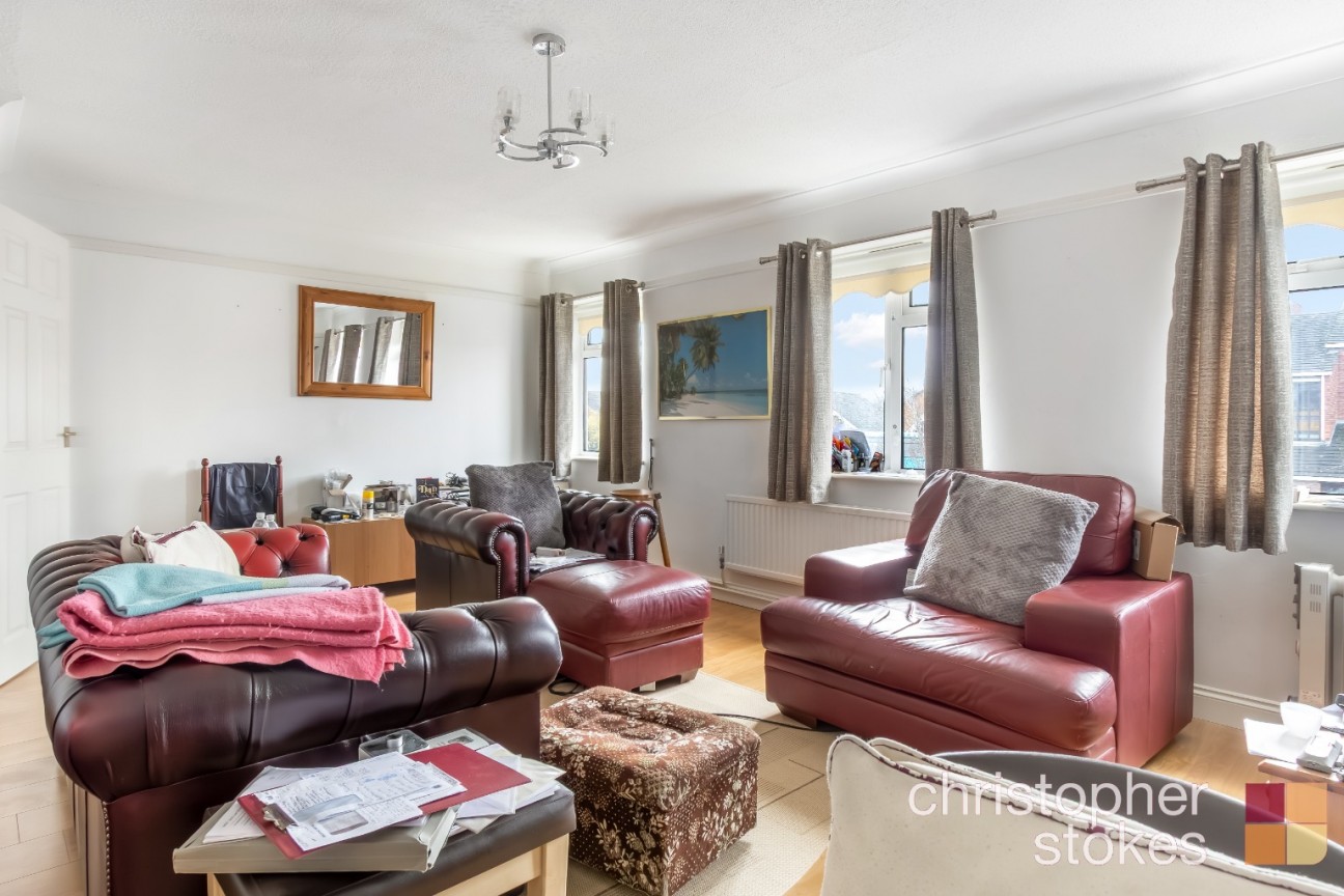 High Street, Cheshunt, Hertfordshrie, EN8 0BA