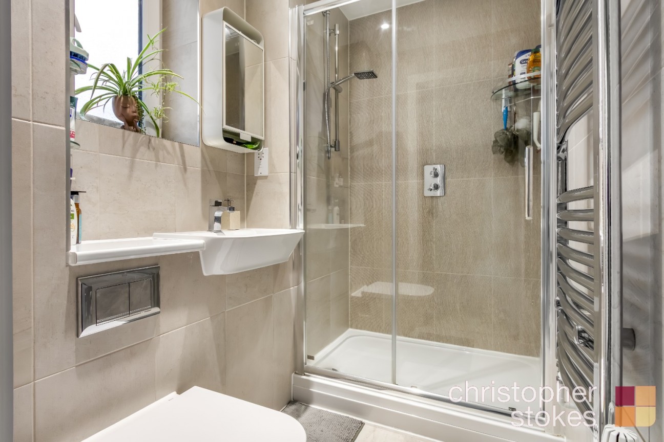 Markwick Avenue, Cheshunt, Hertfordshire, EN8 9FP