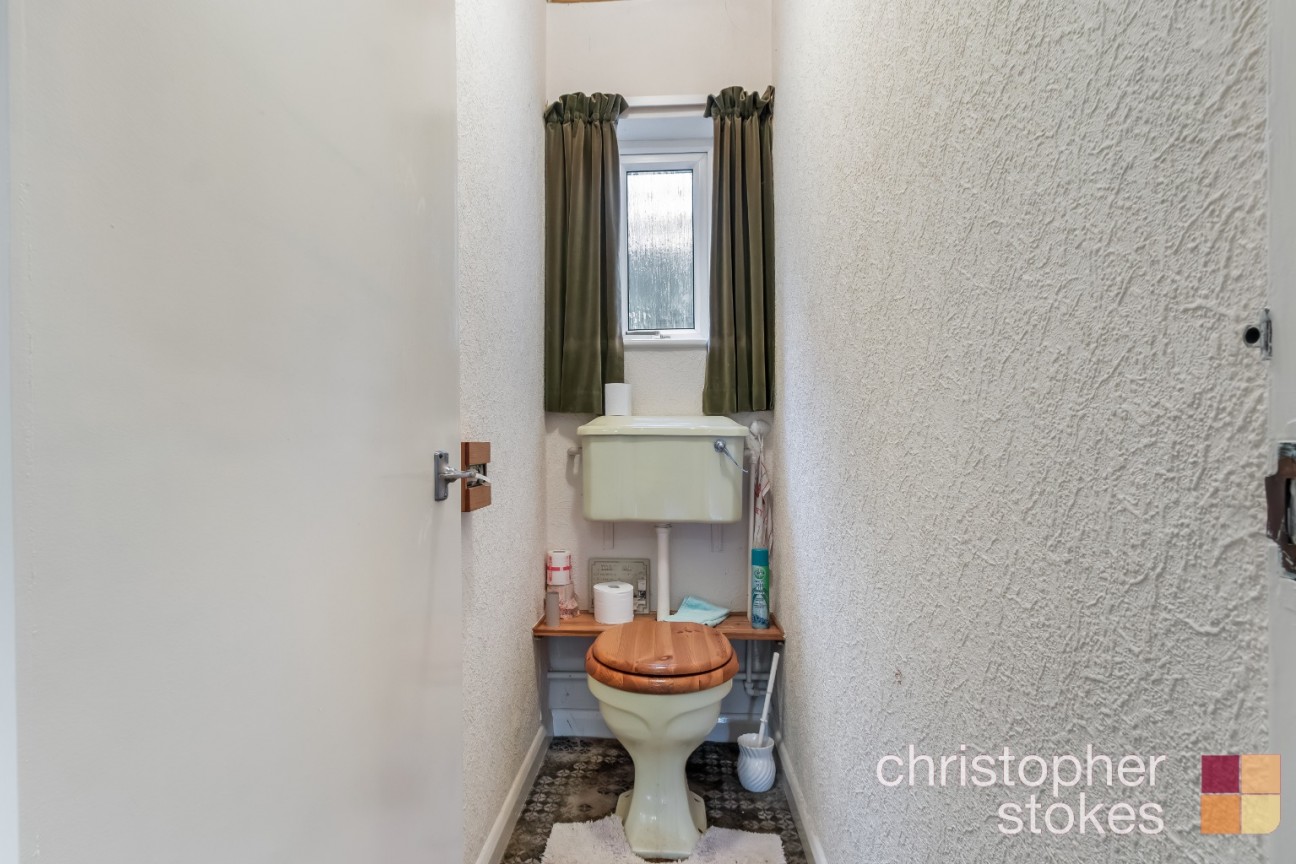 Churchgate, Cheshunt,Hertfordshire, EN8 9NB