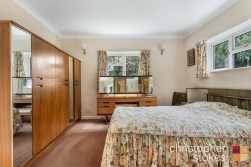 Churchgate, Cheshunt,Hertfordshire, EN8 9NB