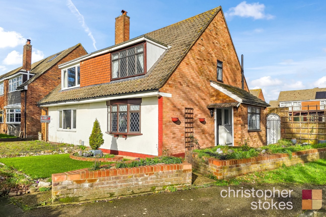 Glendale Walk, Cheshunt, Hertfordshire, EN8 9RJ