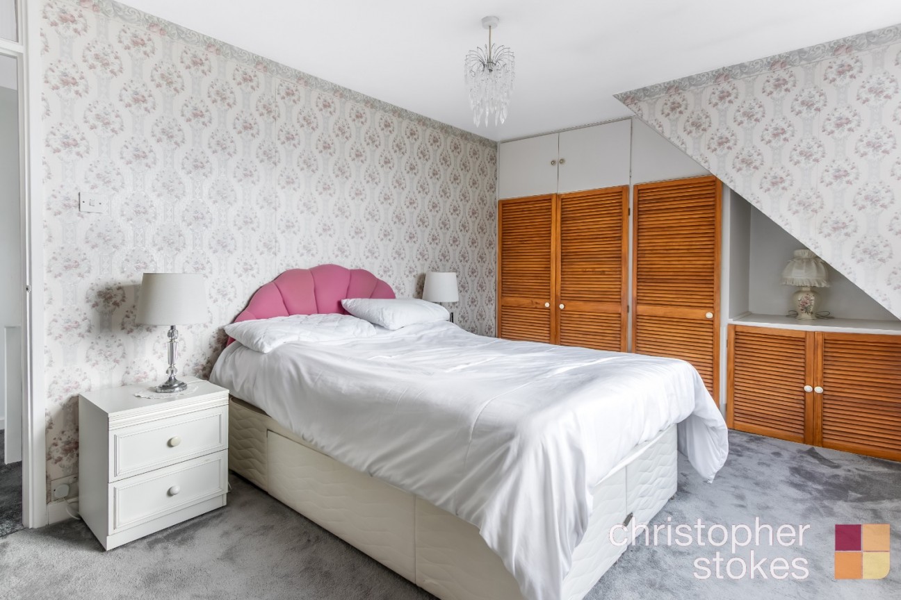 Glendale Walk, Cheshunt, Hertfordshire, EN8 9RJ