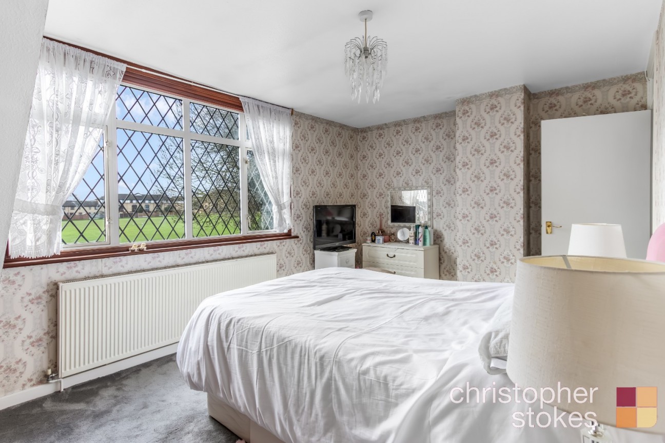 Glendale Walk, Cheshunt, Hertfordshire, EN8 9RJ
