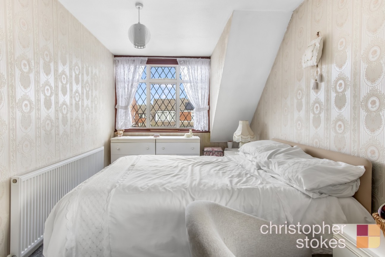 Glendale Walk, Cheshunt, Hertfordshire, EN8 9RJ