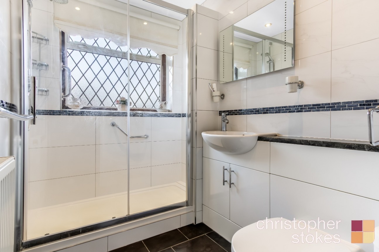 Glendale Walk, Cheshunt, Hertfordshire, EN8 9RJ