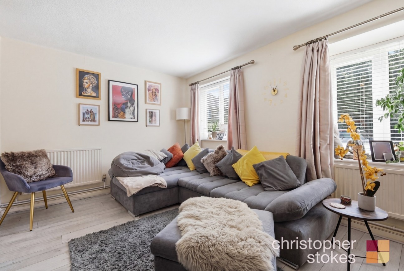 Teresa Gardens, Waltham Cross, Hertfordshire, EN8 8EQ