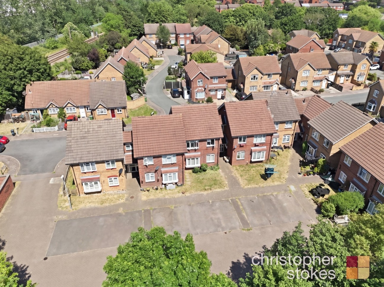 Teresa Gardens, Waltham Cross, Hertfordshire, EN8 8EQ