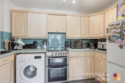 Teresa Gardens, Waltham Cross, Hertfordshire, EN8 8EQ