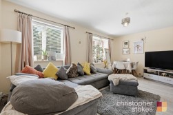 Teresa Gardens, Waltham Cross, Hertfordshire, EN8 8EQ