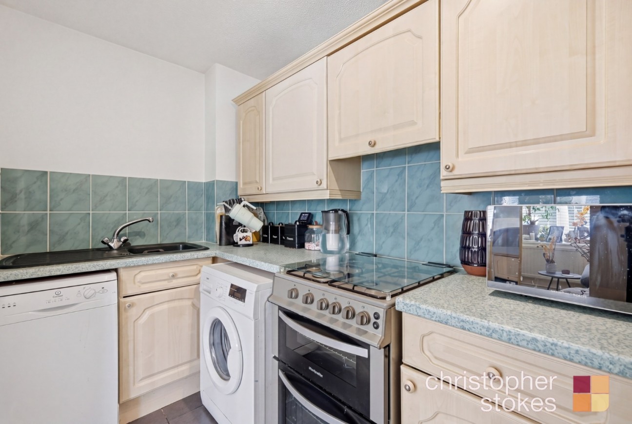Teresa Gardens, Waltham Cross, Hertfordshire, EN8 8EQ
