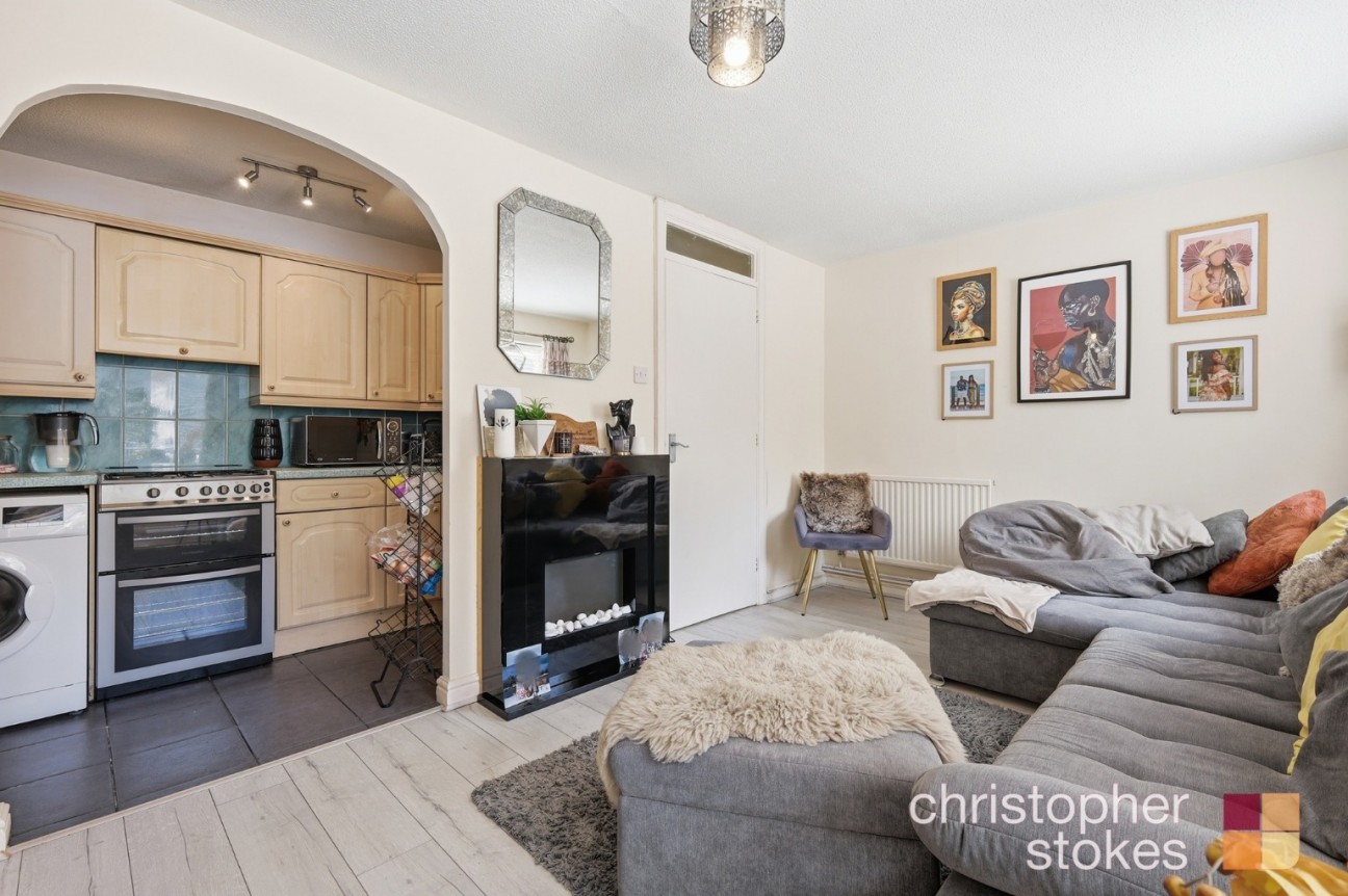 Teresa Gardens, Waltham Cross, Hertfordshire, EN8 8EQ