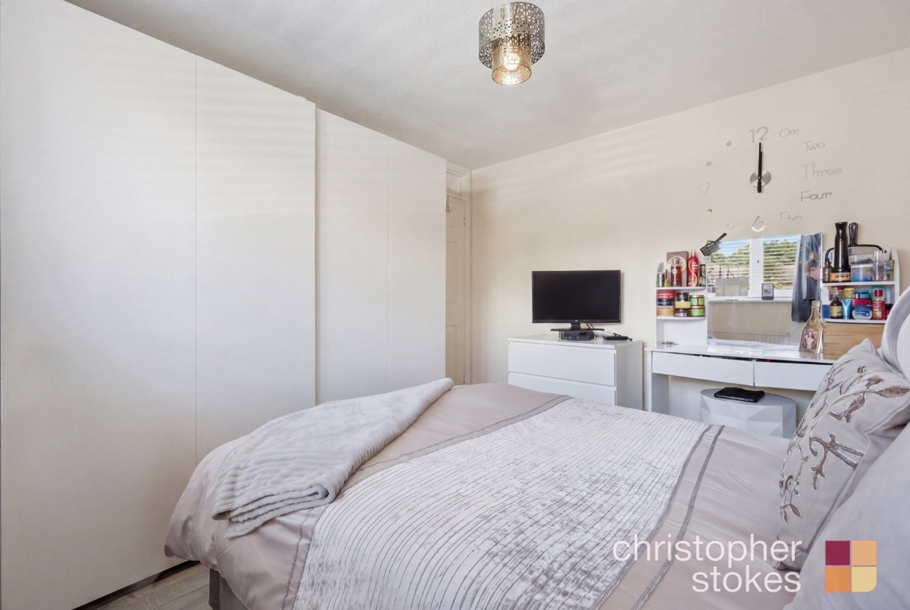 Teresa Gardens, Waltham Cross, Hertfordshire, EN8 8EQ
