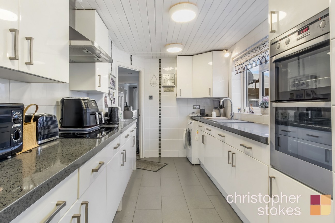 Barrow Lane, Cheshunt, Hertfordshire, EN7 5LR