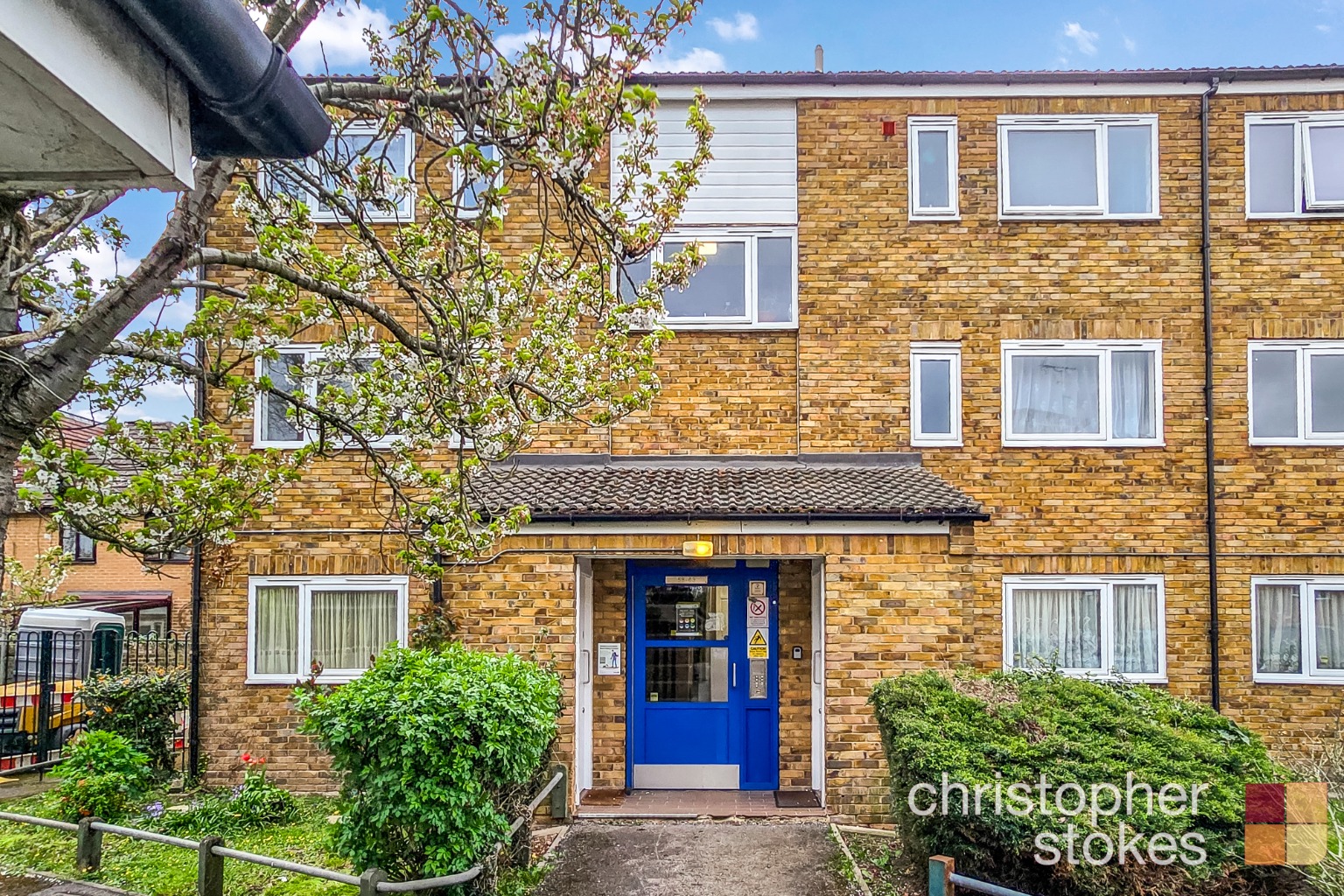 Johnby Close, Enfield, Greater London, EN3 6BJ