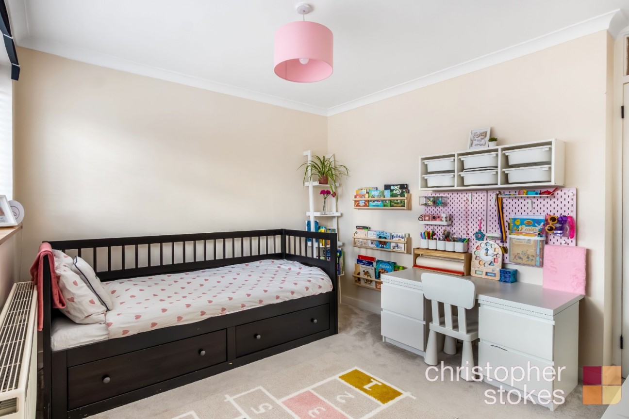 Drakes Close, Cheshunt, Hertfordshire, EN8 0PL