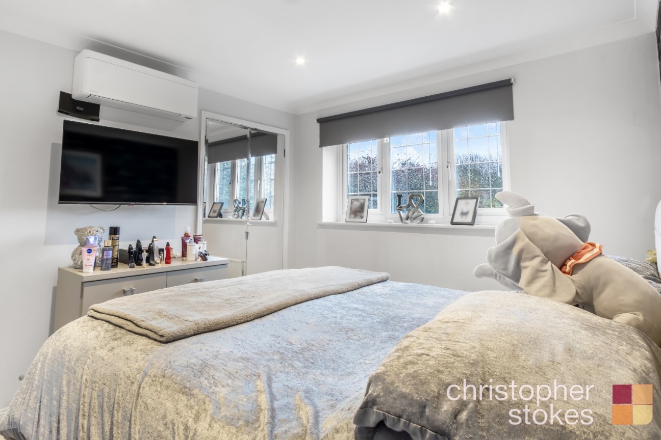 Isabel Gate, Cheshunt, Hertfordshire, EN8 0XL