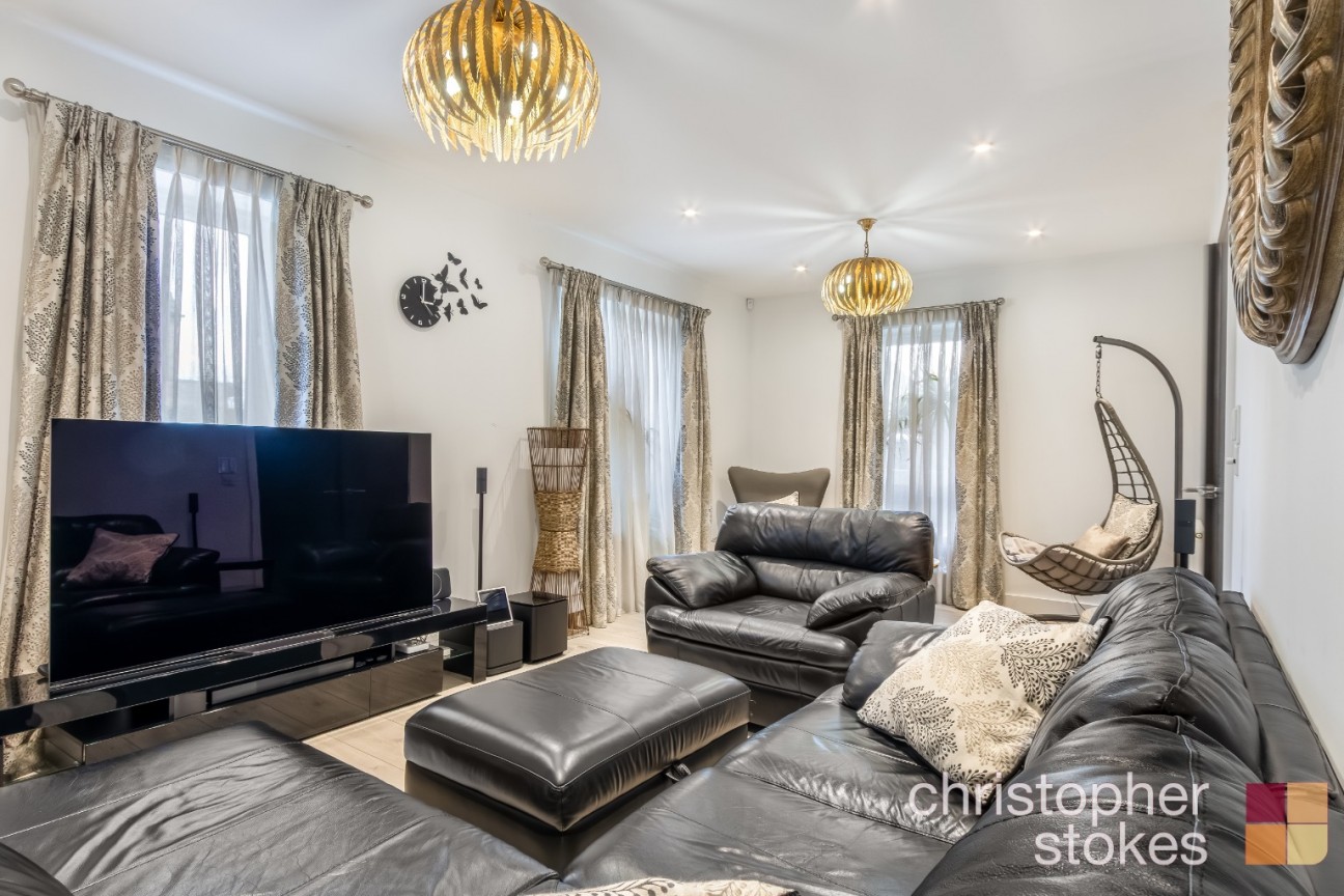 Markwick Avenue, Cheshunt, Hertfordshire, EN8 9FP