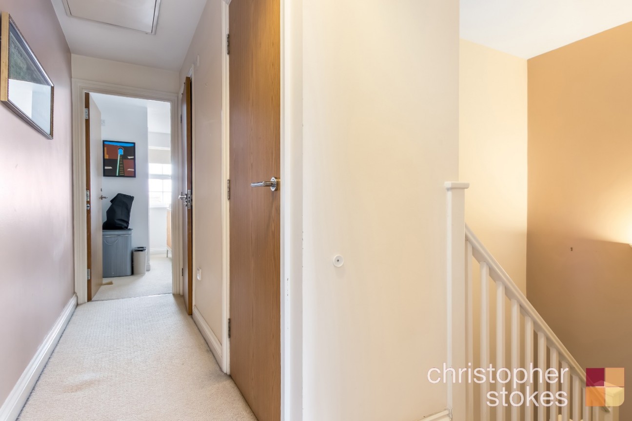 Glen Luce, Turners Hill, Cheshunt, Hertfordshire, EN8 8NW