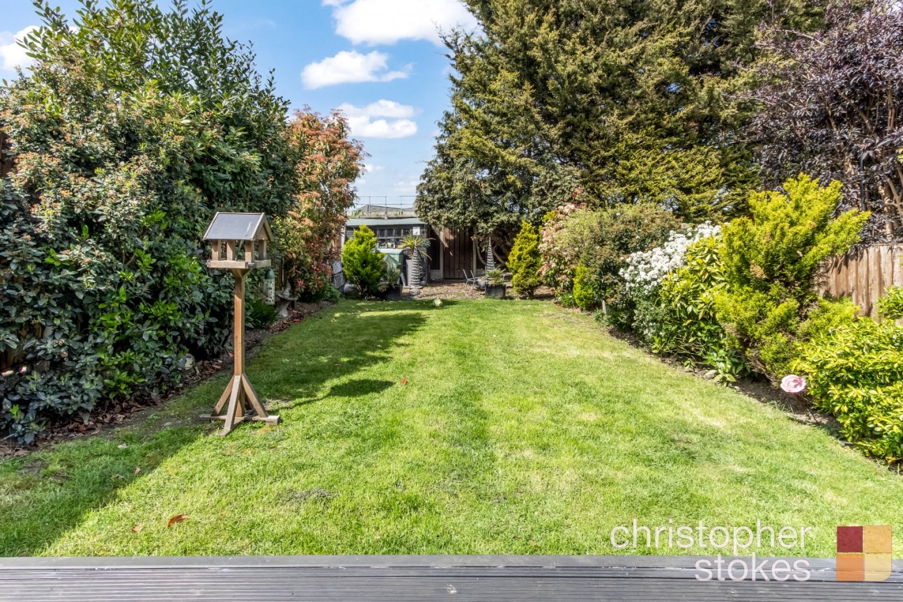 Northfield Road, Waltham Cross, Hertfordshire, EN8 7RF