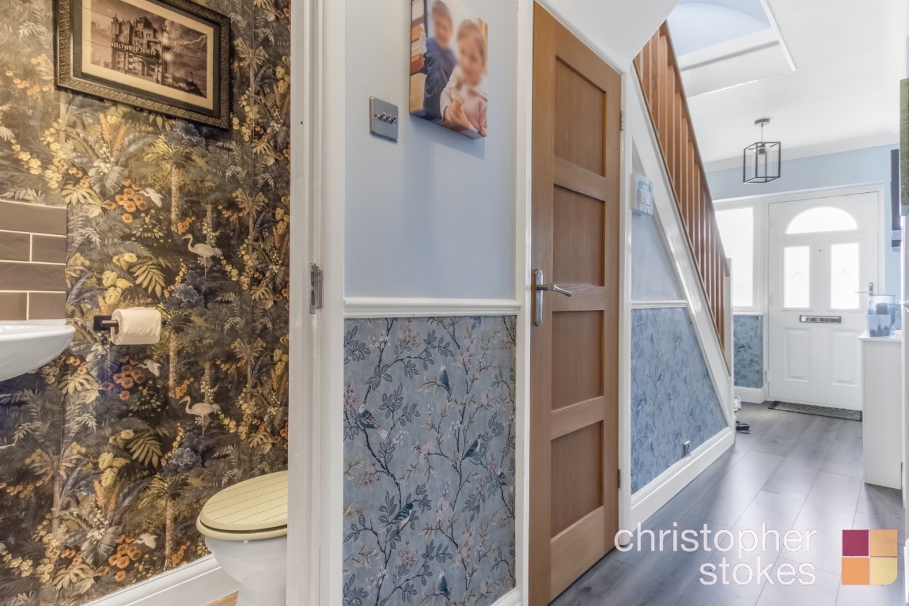 Northfield Road, Waltham Cross, Hertfordshire, EN8 7RF