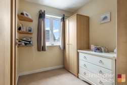 Pettys Close, Cheshunt, Hertfordshire, EN8 0EW