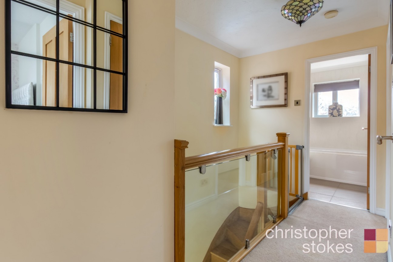 Pettys Close, Cheshunt, Hertfordshire, EN8 0EW