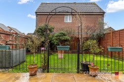Pettys Close, Cheshunt, Hertfordshire, EN8 0EW